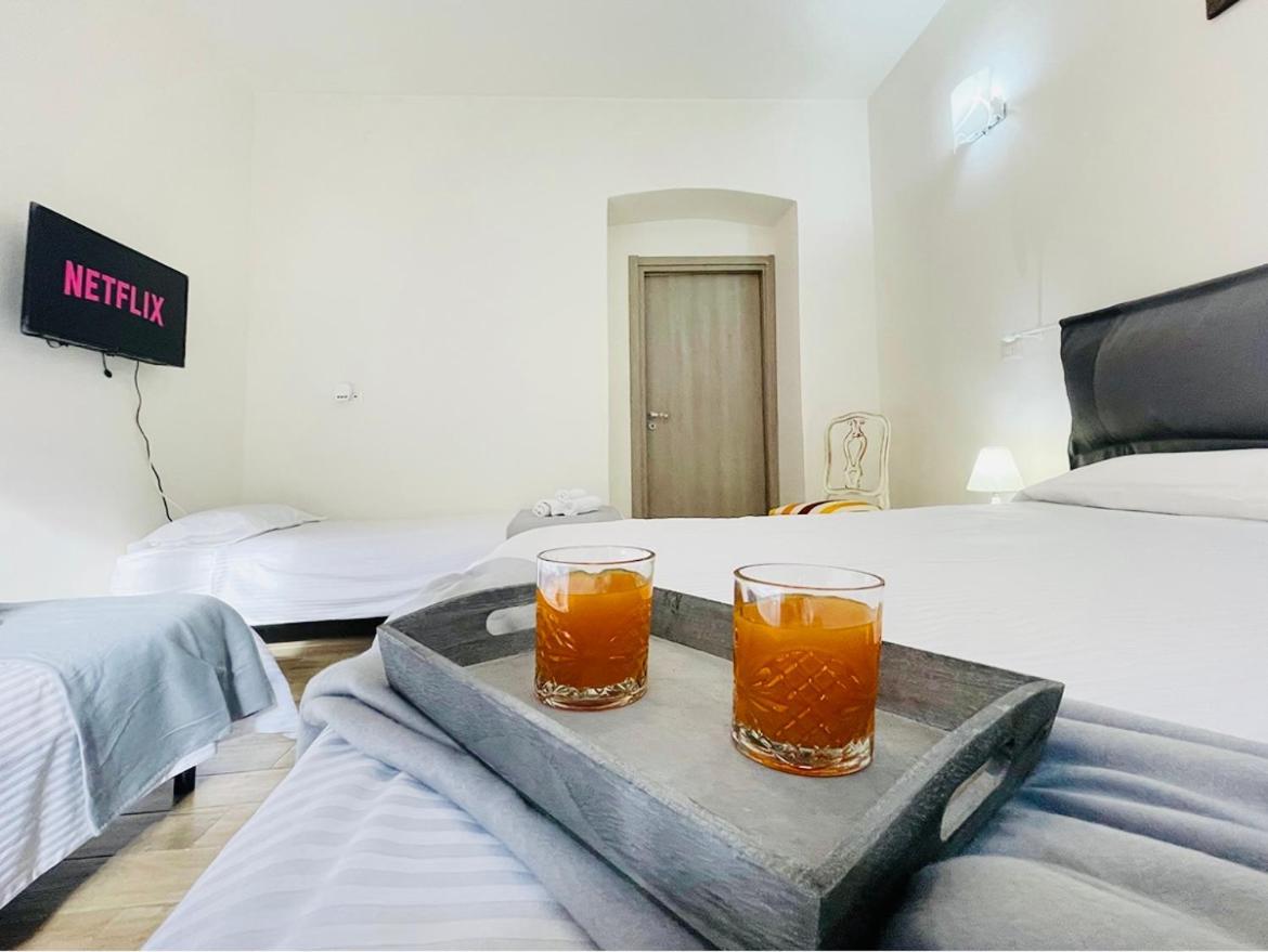 Porta Palazzo 15 Min - Suite Con Netflix & Wi-Fi Torino Esterno foto