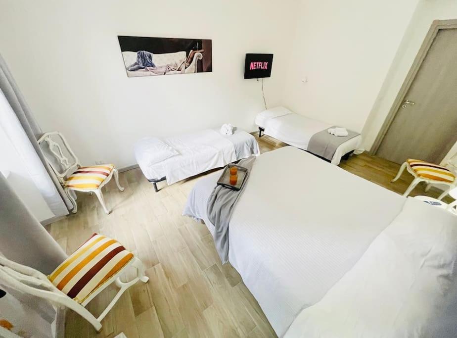 Porta Palazzo 15 Min - Suite Con Netflix & Wi-Fi Torino Esterno foto